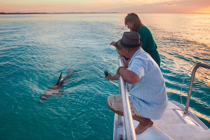 2 Hour Champagne Sunset Cruise from Grace Bay, Providenciales (Adult Only) - Why a Grace Bay sunset works so well from a catamaran
