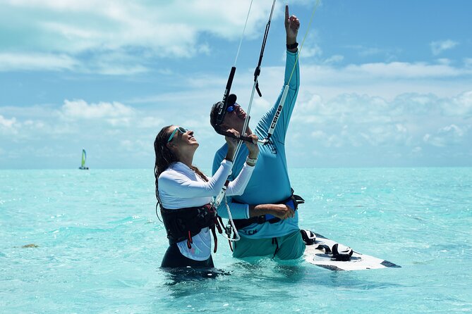 3 hours Private Kiteboarding Beginner Lesson - The beach briefing takes about 20 to 30 minutes