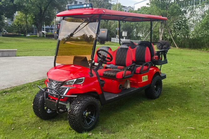 4 Seater Luxury Golf Carts Rental in Grand Turk - How the four-seat layout works