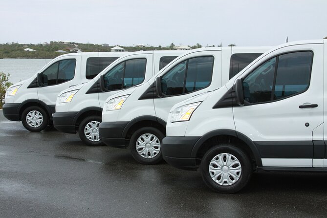Affordable Group Airport Transfer (Round Trip) - Drivers and vehicle comfort