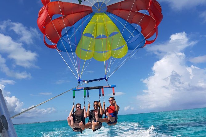 Capt Marvin Watersports / Parasail - Private Tour - The 500-foot flight over Providenciales