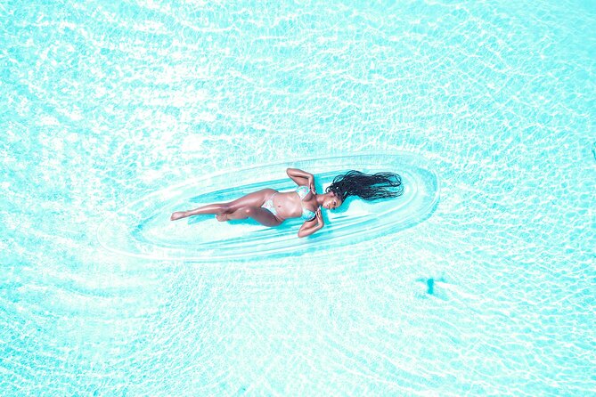 Clear Kayak photoshoot - A 45-minute photo session on Providenciales