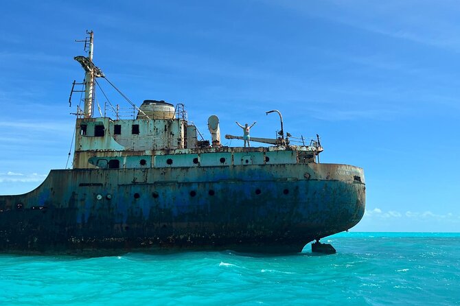 Full-Day Private Cruise in Turks and Caicos with Lunch - The guides and the family-friendly side of the day