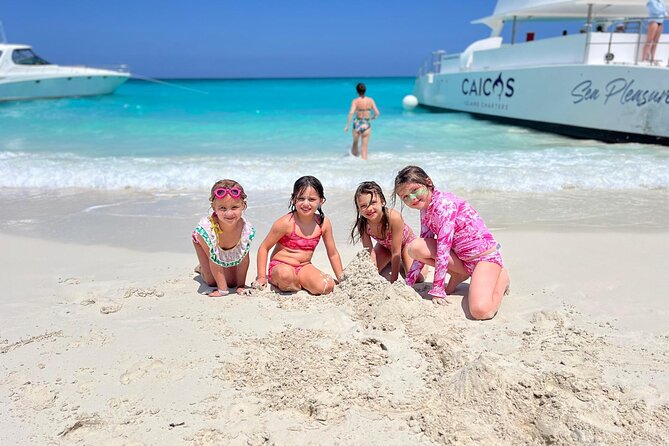 Half Day Private Boat Tour in Caicos Island - Little Water Cay and the island’s iguanas