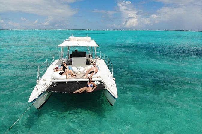 Half Day Private Charter of the Caicos Cays - What the crew adds to the experience