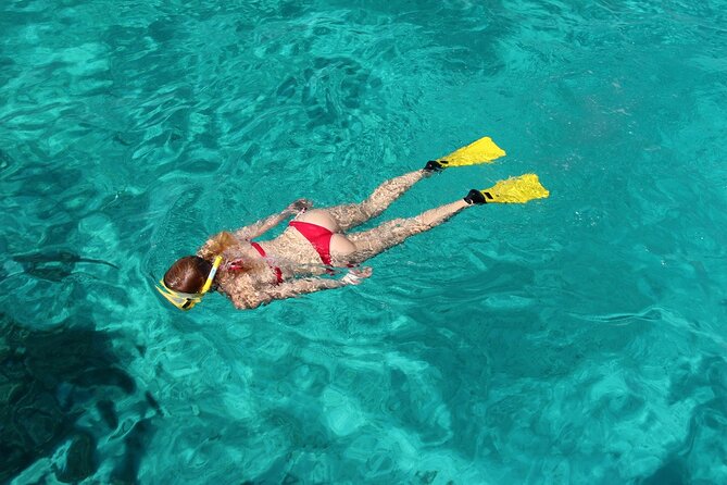 Half Moon Bay Jet Ski Tour & Snorkeling the La Famille Shipwreck - What the jet ski portion feels like