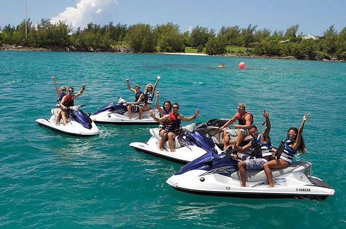 Jet Ski Fest in Turks and Caicos Islands - The abandoned shipwreck stop
