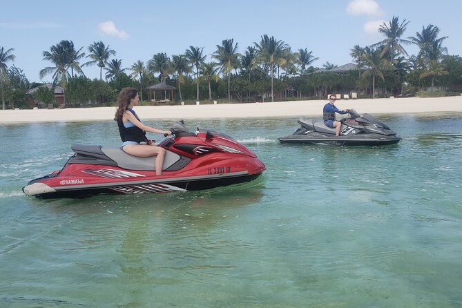 Jet Ski Shipwreck and Private Island Excursion - Guides who set the tone