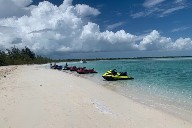 Lunch Seafari to pristine cays, shipwreck and lunch at TIKI BAR - Key points before you book