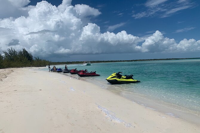 Lunch Seafari to pristine cays, shipwreck and lunch at TIKI BAR - Who will enjoy this experience most?