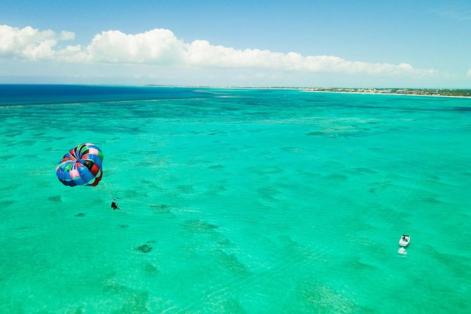 Parasailing Adventure from Providenciales in Turks and Caicos - The boat ride and small-group setup