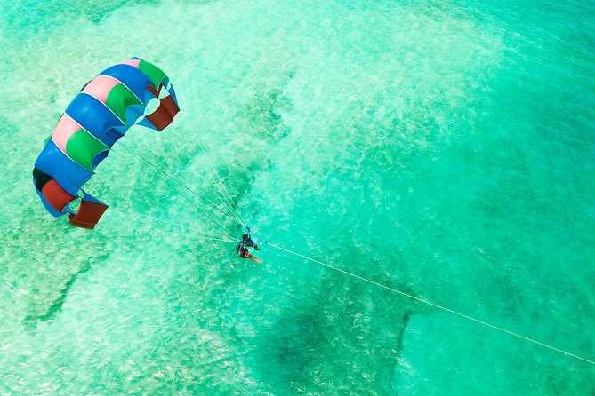 Parasailing Adventure from Providenciales in Turks and Caicos - Who will enjoy this most?