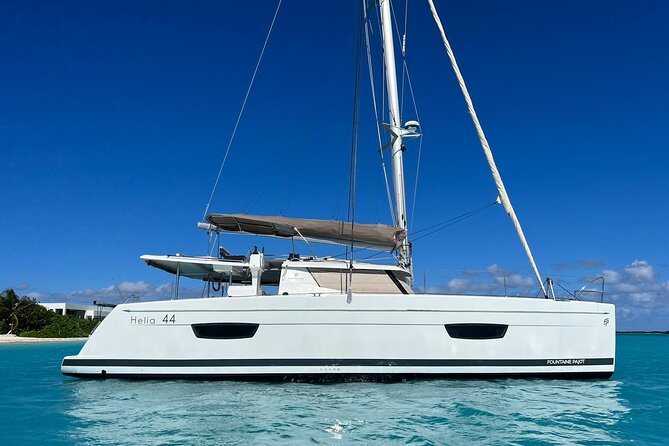 Private Afternoon Tour Catamaran 44 Big Ben - Grace Bay from the water