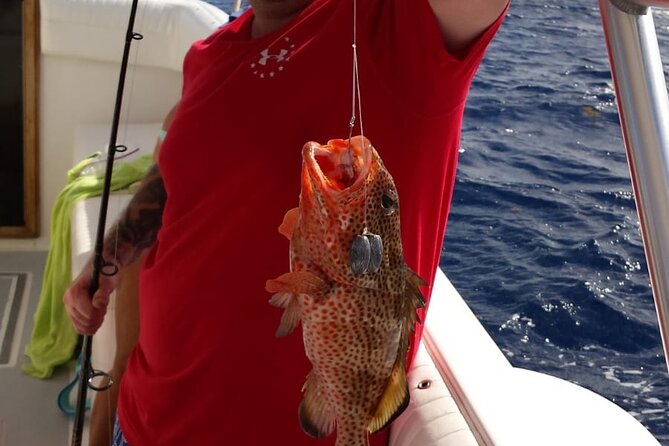 Private Bottom Fishing Charter 1/2 day morning on "Shady Grady" - The Crew Makes the Difference