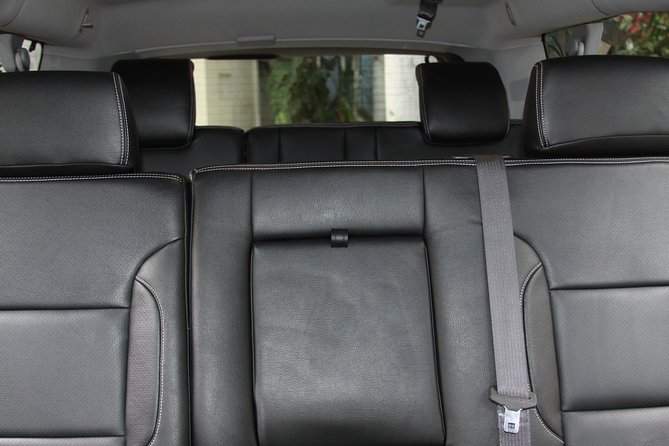 Private Luxury SUV Airport Transfer (Round-Trip) - Service strengths: comfort, privacy, and friendly drivers