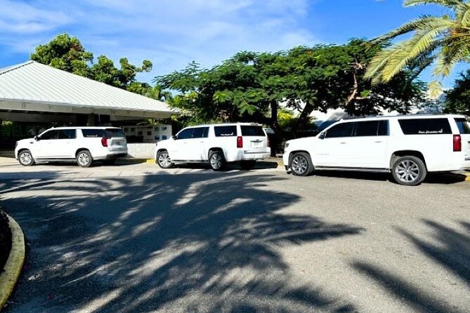 Private Luxury SUV Airport Transfer (Round-Trip) - Why the $210 group price can make sense
