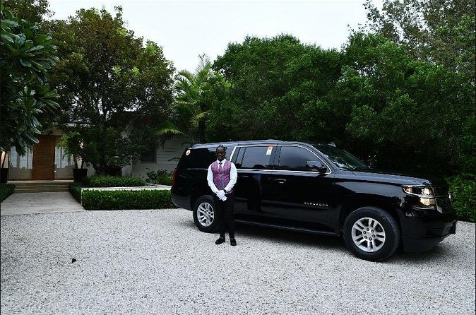 Private Luxury Transfer to/from Airport Turks and Caicos - Punctuality Matters More Than Luxury Here