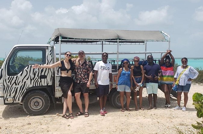 Private Tailor-Made Safari Tour - Local culture beyond the beaches