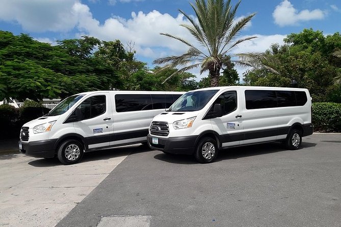 Providenciales Private Group Round Trip Airport Transfer - Why a private van helps large groups