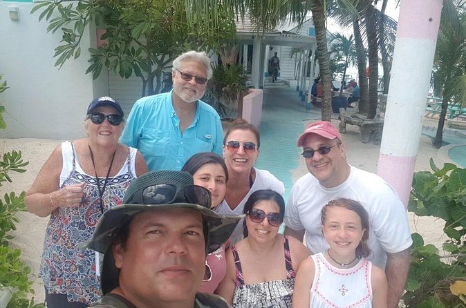 Providenciales Unmissable Sightseeing Tour - Food, drinks, and practical comfort