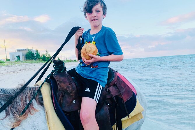 Shared Horseback Riding in Turks and Caicos - Why the guides make a difference