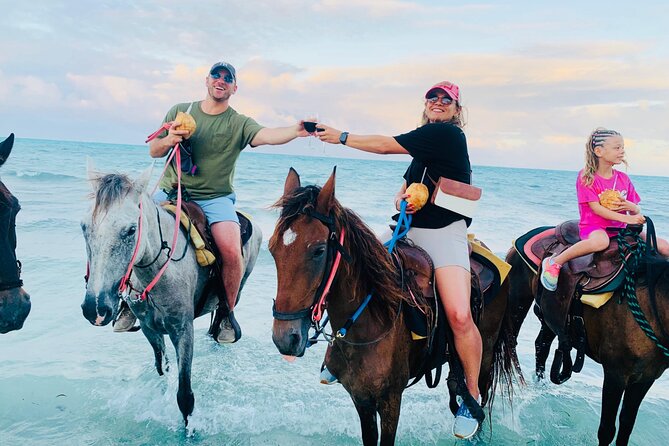 Sunset Horse Ride Experience - A thoughtful choice for birthdays and anniversaries