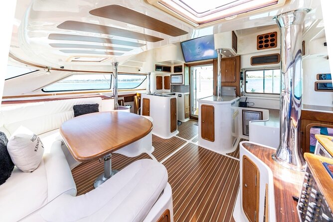 Turks and Caicos Half-Day Luxury Private Yacht Charter - The return cruise and what four hours really means