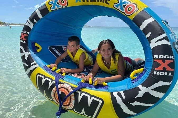 Wow Extreme Tube on Gracebay Beach Turks and Caicos Islands - Who will enjoy this most